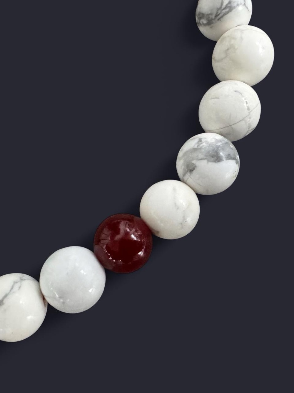 Carnelian Agate & Magnesite Gemstone Bead Bracelet 8mm - Picture 4 of 4